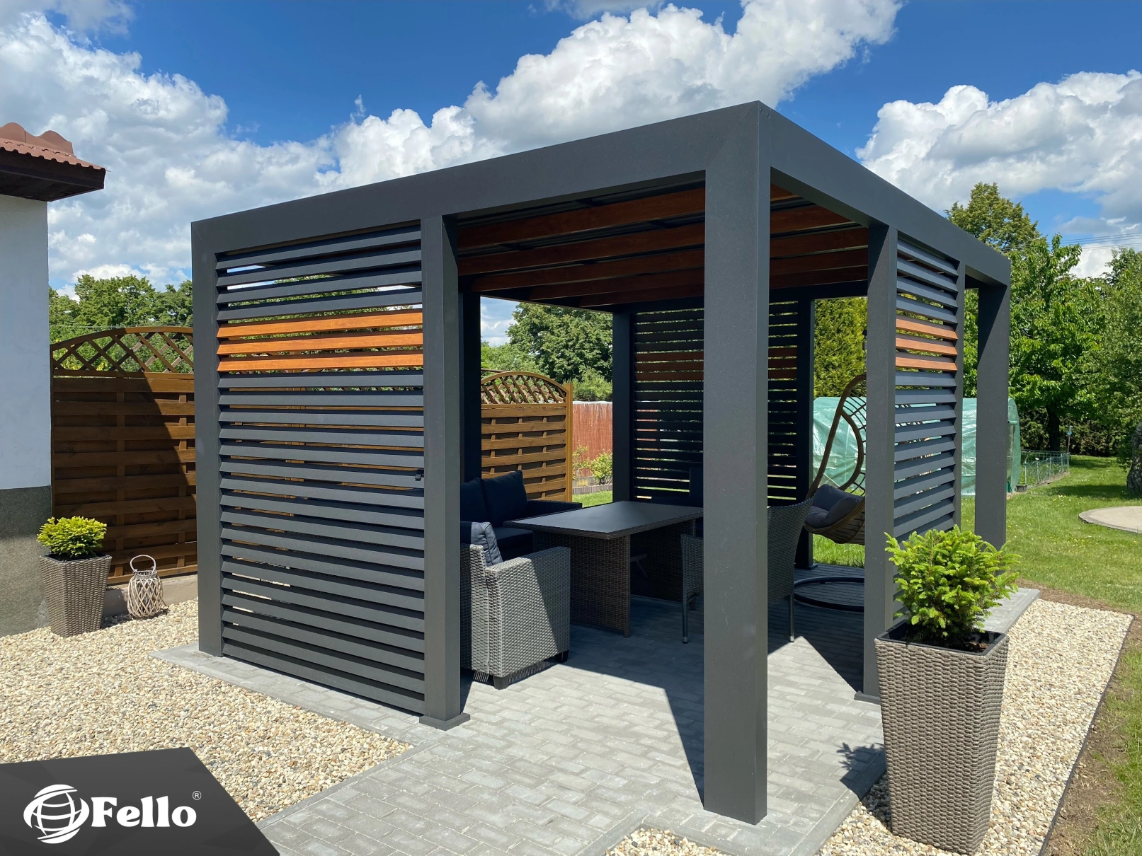 Aluminium terrace blinds